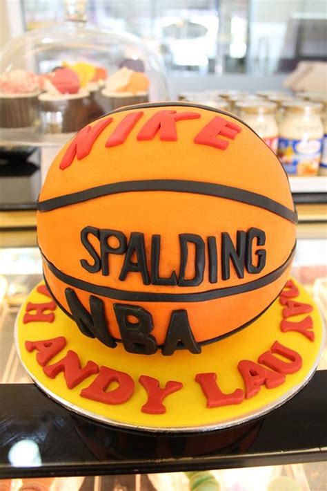 Basketball Cake Decorated Cake By Reggaes Loaf Cakesdecor