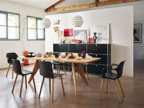Reinterpreting the classic shell chair, morrison has created a chair with a contemporary appearance that is ideal for dining or conference use. 10x Vitra stoel - THESTYLEBOX