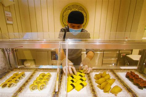 Key information for travelers to singapore. Carousel Restaurant Re-Opens its Buffet Lines With Covid ...