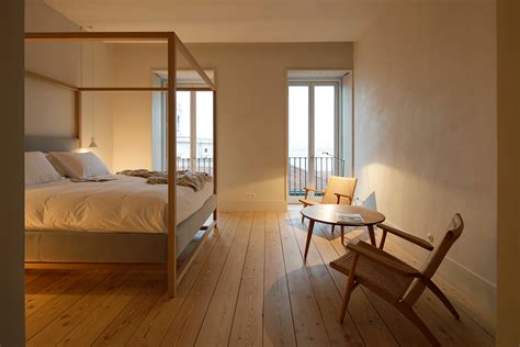 Living in santa clara offers residents an urban suburban mix feel and most residents rent their homes. Travel: Santa Clara 1728, Lisbon - Inattendu