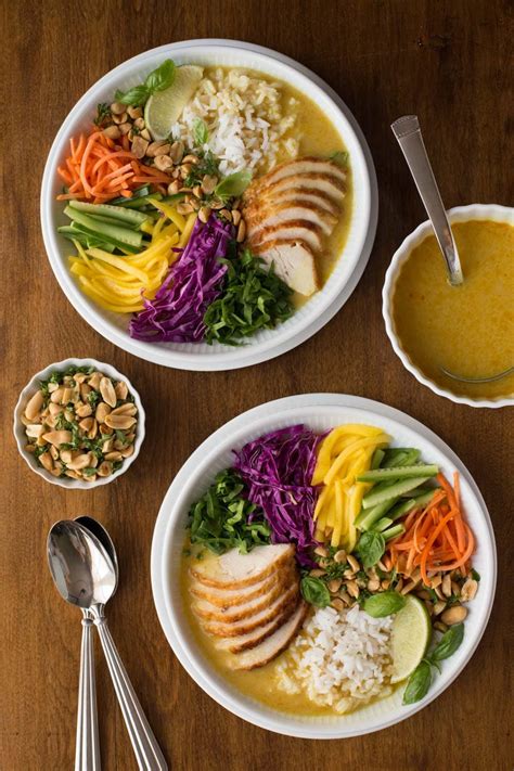 Small potatoes make the steak look bigger: 30 Minute Vietnamese Chicken and Rice Soup Bowls | The ...