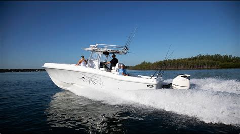 Florida Sportsman Best Boat 2020 Ankona Caicos 16 Blue Wave 2800