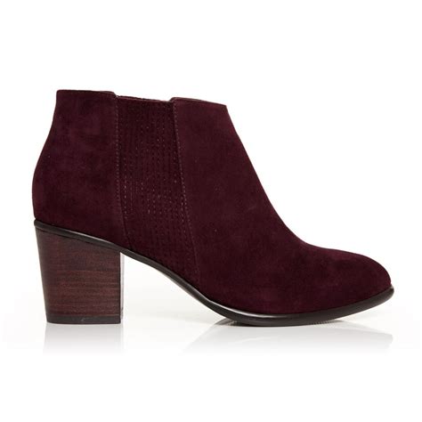 Lauria Burgundy Suede Boots From Moda In Pelle Uk