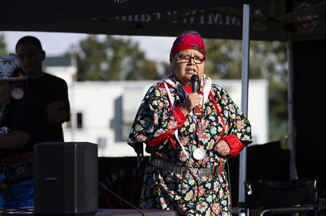 Gathering in Toppenish calls for an end to violence on Yakama