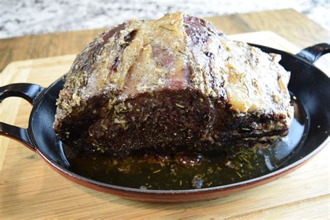 How long to cook prime rib at 250? Prime Rib Roast - Palate Teaser