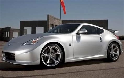 used 2009 nissan 370z nismo review edmunds