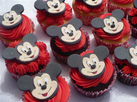 Cupcakes Decorados De Mickey Mouse Imagui