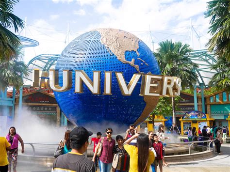 Visiting Universal Studios In Singapore Hand Luggage Only Travel