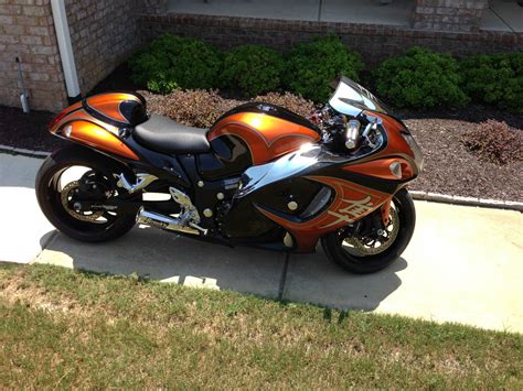 Suzuki brought out the new 2008 suzuki hayabusa and there is more displacement, 1340cc versus the old 1299cc. 2008 Suzuki Hayabusa 1340