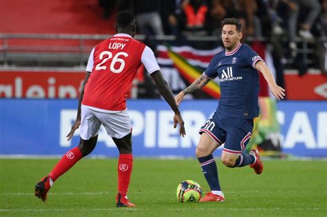 VIDÉO  Football  Lionel Messi fait ses premiers pas sous les couleurs