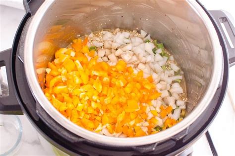 Instant pot ground turkey chili. Instant Pot Ground Turkey Quinoa Bowls - iFOODreal ...