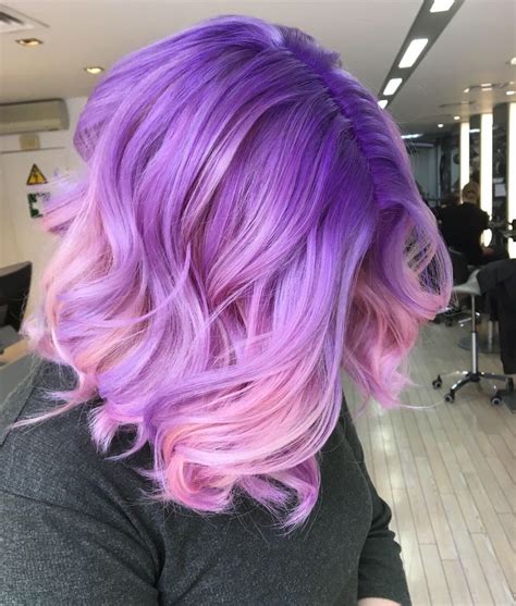 Pin Van Frou Op Hairbear In 2020 Roze Paars Haar Roze Kapsels Haarverf
