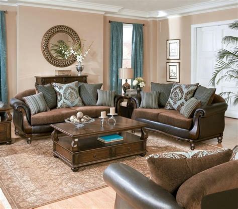 Pin By Stephanie Myers Lamb On Decorating Living Room Decor Brown