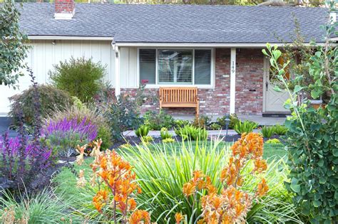 Diy vegetable, herb, and flower garden design ideas in 76 amazing images. Front Yard Ideas: Simple DIY Front Yard Landscaping Ideas