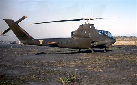 146 Huey Cobra Gunship Phuoc Tuy 1968 Photo By Gary Will Flickr