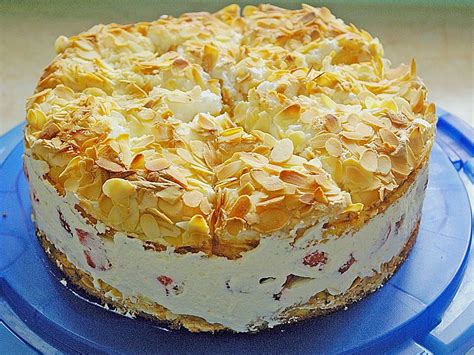 In einer kleinen schüssel 1 tasse. Himmelstorte mit Himbeeren | Rezept in 2020 | Kuchen und ...