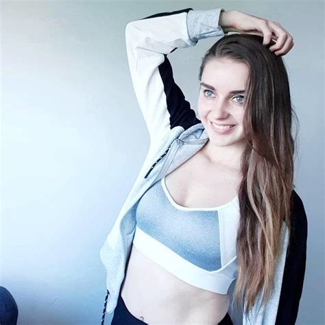 51 Sexy Loserfruit Boobs Pictures Which Will Leave You To Awe In Astonishment The Viraler