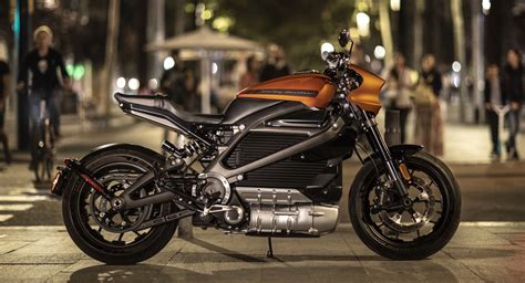 The harley davidson history makes for a fascinatng video and story on how hd became the worlds largest motorcycle manufacturer and the icon of america. Harley-Davidson Halts LiveWire Electric Bike Production ...