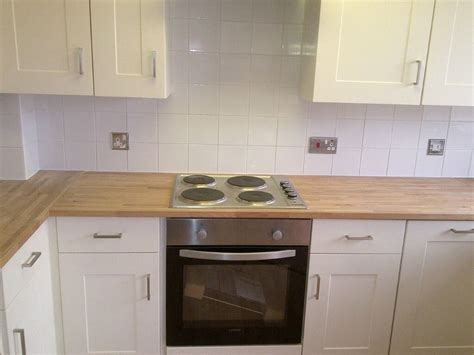 Padstow olive gloss stone effect ceramic wall tile, pack of 25, (l)100mm (w)100mm | diy at b&q. kitchen tiling - Google Search | Kitchen, Kitchen tile ...