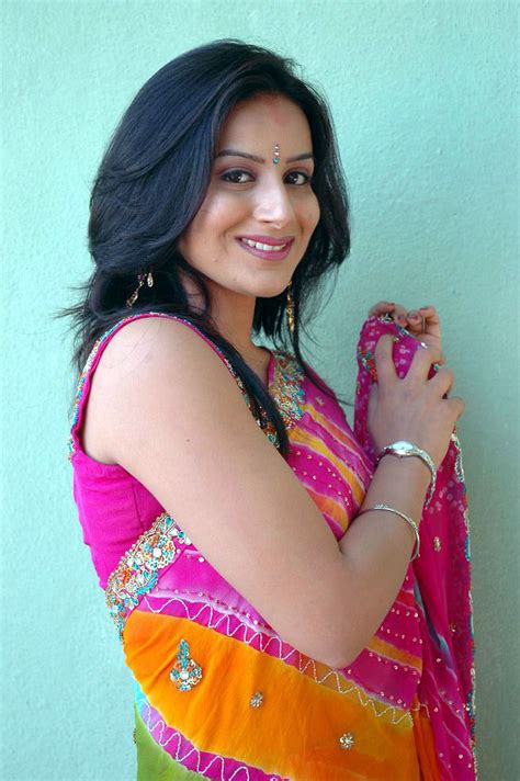 Wallpaper World Kannada Actress Pooja Gandhi Looking Hot In Pink
