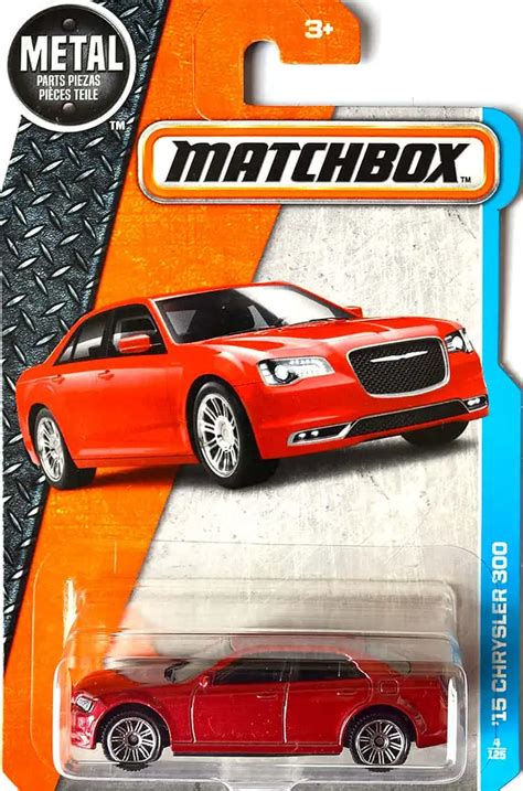 Matchbox 15 Chrysler 300 Universo Hot Wheels
