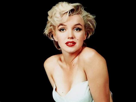 Điều ít Biết Về Cuộc Khám Nghiệm Tử Thi Quả Bom Sex Marilyn Monroe