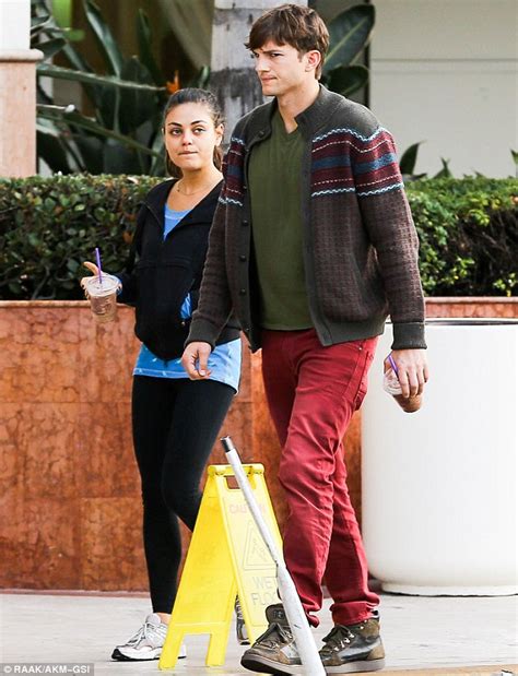 Mila Kunis Goes Without Make Up For A Stroll With Cardigan Wearing