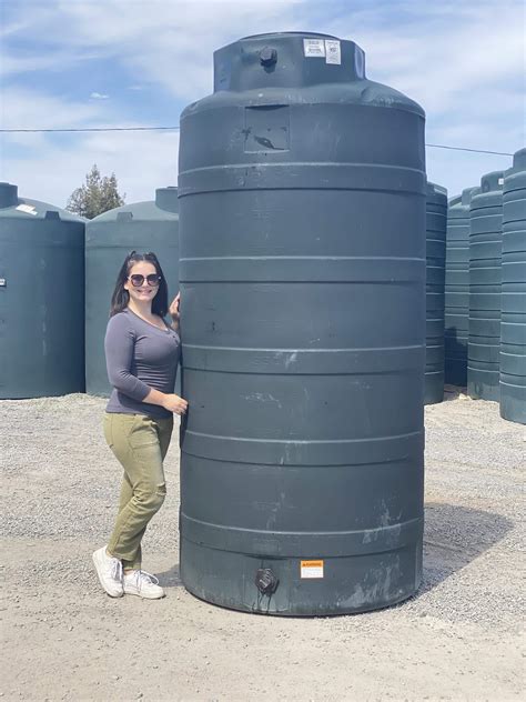 750 Gallon Vertical Water Storage Tank - National Storage Tank