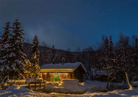 Best Winter Cabin Stock Photos Pictures And Royalty Free