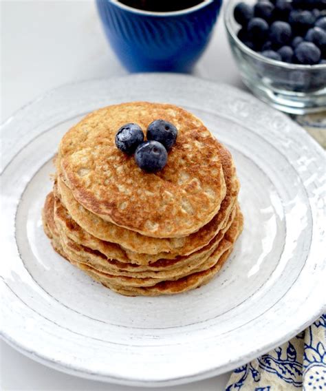 I even followed the fold and turn method described here for kneading i think it made it very flaky and had many. Healthy Greek Yogurt Pancakes! An easy, delicious and ...
