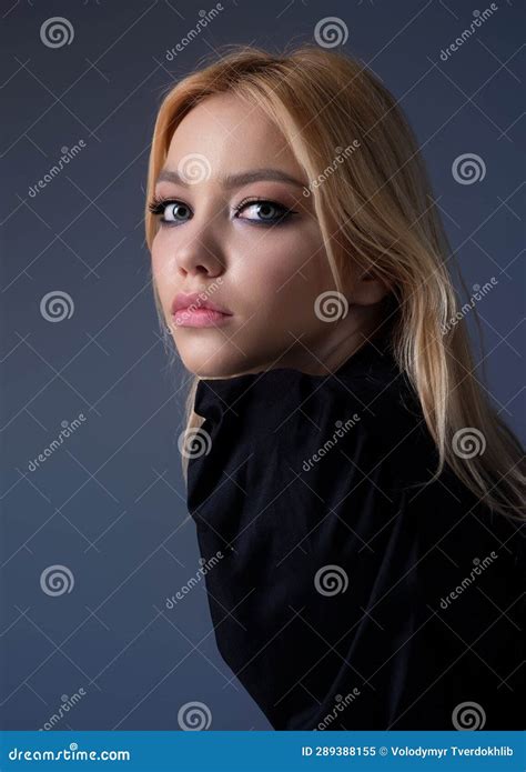 Seductive Blonde Woman Face Sensual Young Woman Posing With Look