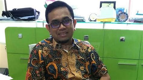Kondisi cuaca sejak sepekan kurang bersahabat angin kencang dan ombak yang tinggi membuat mereka kesulitan menangkap ikan. Awas, Angin Kencang dan Cuaca di Malang Pengaruhi ...