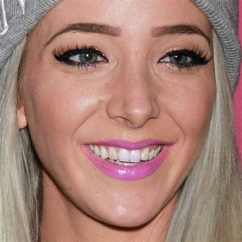 Jenna Marbles Makeup Black Eyeshadow And Bubblegum Pink Lipstick Steal Her Style