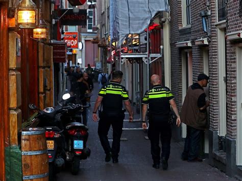 No Kissing Allowed Photos Show How Sex Workers In Amsterdams Red Light District Are Adapting