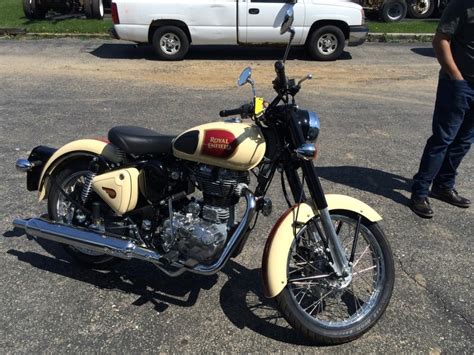 Latest new, used and classic royal enfield motorcycles offered in listings in the united states, canada, australia and united kingdom. Royal Enfield 500 Classic Motorcycles for sale