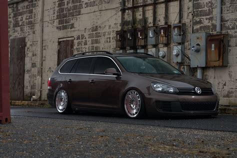 Nice And Clean Lowered Vw Jetta Station Wagon Fitted With Rotiform Rims Vw Jetta Station