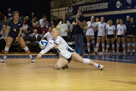 Byu Women S Volleyball Flies To Round Two Of The Ncaa Tournament The Daily Universe