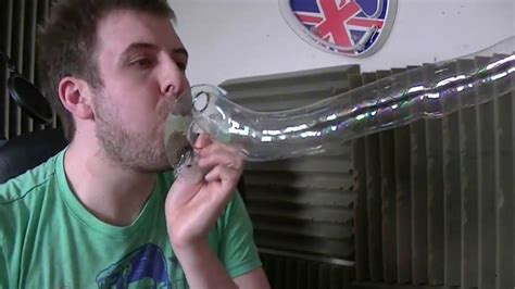 In this instuctable i'm going to explain how you can blow a bubblegum. Make a Epic CD Bubble! - YouTube
