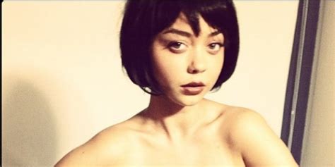 Sarah Hyland Embodies Liza Minnelli In Latest Instagram Photo Huffpost