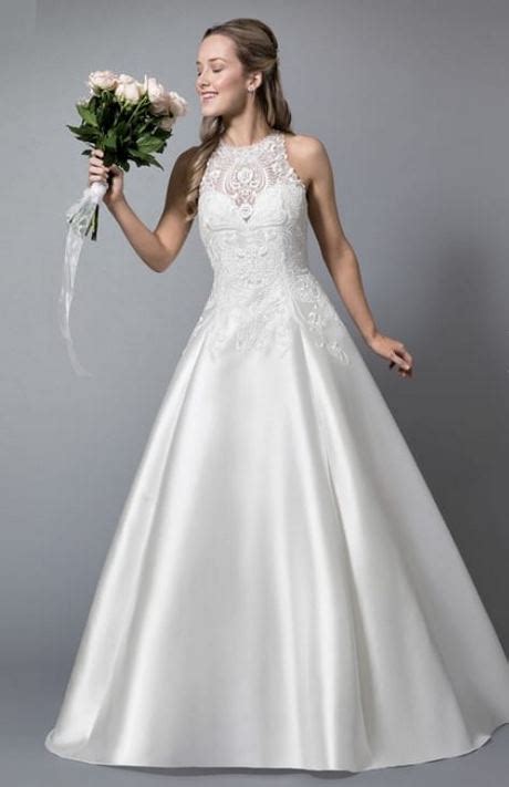 Winter Wedding Dresses 2021