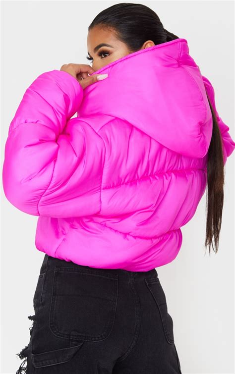 hot pink double layer cropped hooded puffer prettylittlething il