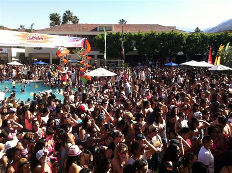 Club Skirts Dinah Shore Weekend Palm Springs Making A Splash At The Dinah