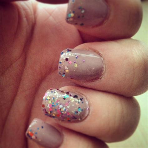 Nude And Glitters Glitters Attitude Make Up Nude Nail Art Nails