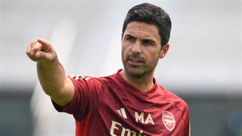 Mikel Arteta Calls Arsenal Squad Size Unsustainable With 30 First