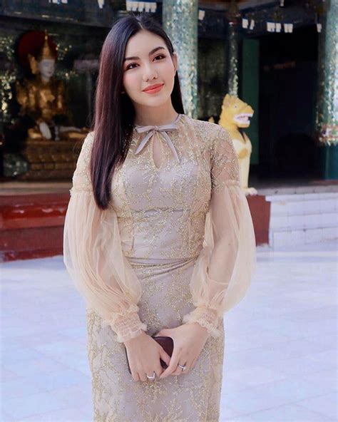 Myanmar Dressmyanmardressofficial • Instagram写真と動画 Traditional Dresses Designs Traditional