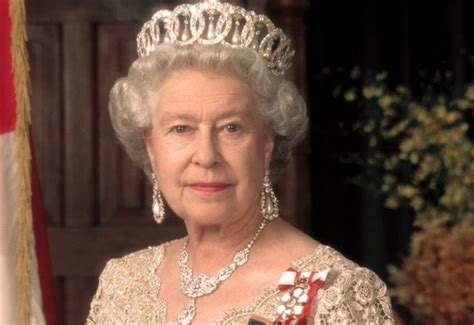 Prințesa margaret, contesă de snowdon. reportages: Elisabetta II, 91 anni da Regina