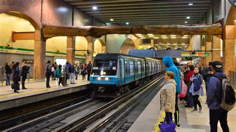 Made in 2007, 'life in a.metro' is directed by anurag basu. Metro de Santiago hoy: horarios y estaciones de metro ...