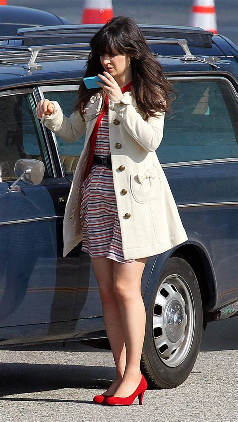 Pin By Fashion Dolling On Zooey Deschanel New Girl Outfits Zooey