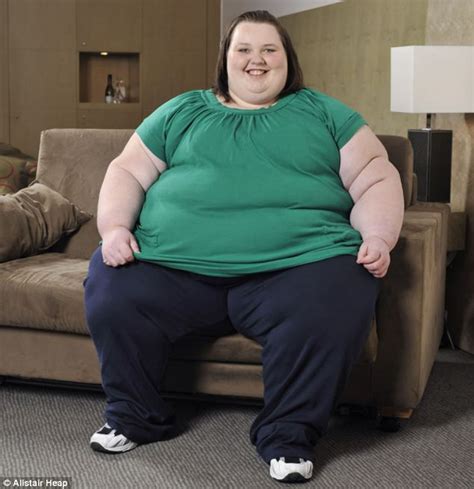 英882磅最胖女患病30人8小時送其入院 大公報