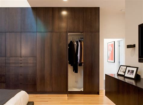 35 Wood Master Bedroom Wardrobe Design Ideas With Pictures